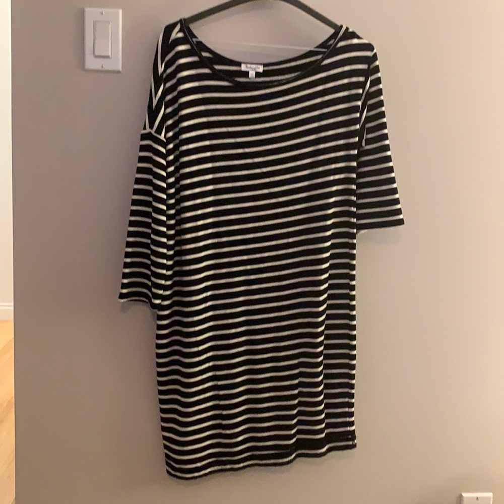 Black and white dress